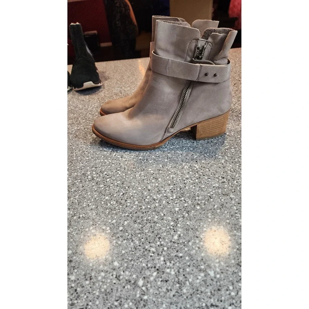 Paul Green Ankle Boots Womens 9 Taupe Good Condition